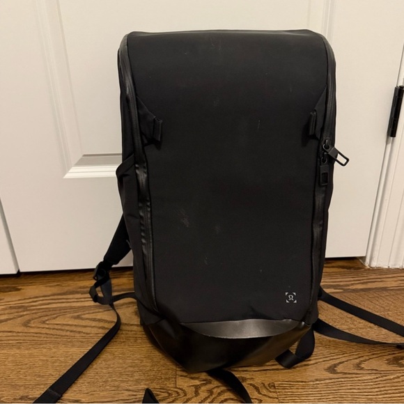 Lulumelon MORE MILES  25.5l backpack - Picture 1 of 7